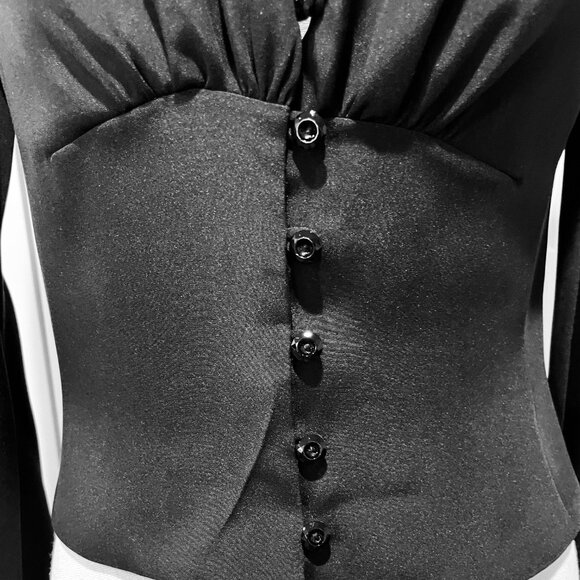 Tuleh Black Silk Deep V Neck Button Waist Blouse - Picture 4 of 8